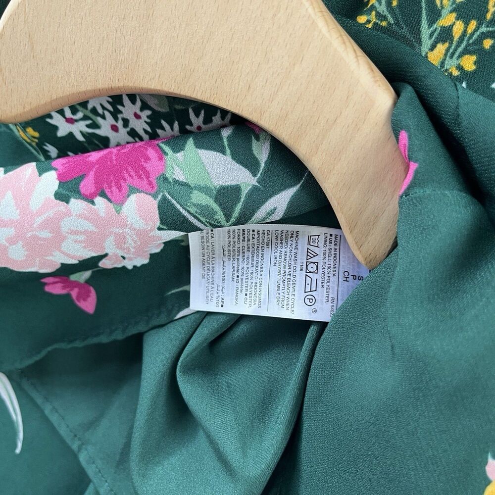 NWT Cottagecore Floral Dress S Green Removable Slip - Picture 13 of 13